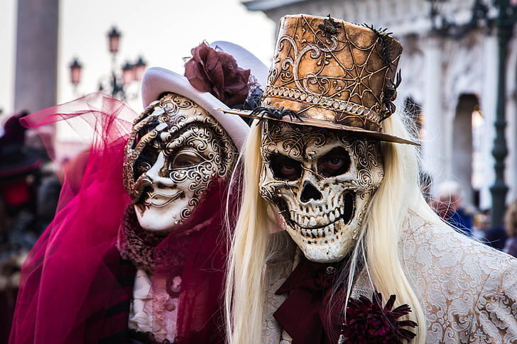 Halloween mask 2025